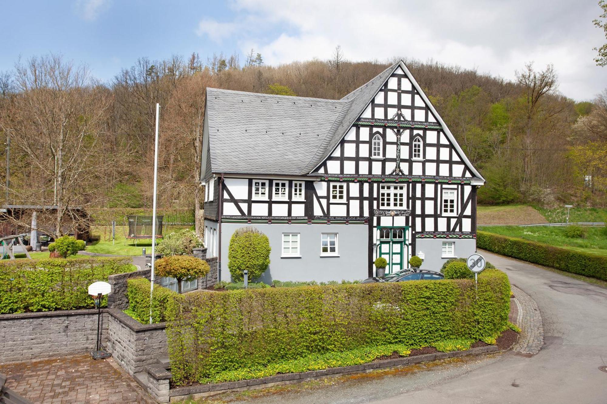 Gut Vasbach Ferienwohnungen เคิร์กฮุนเดม ภายนอก รูปภาพ