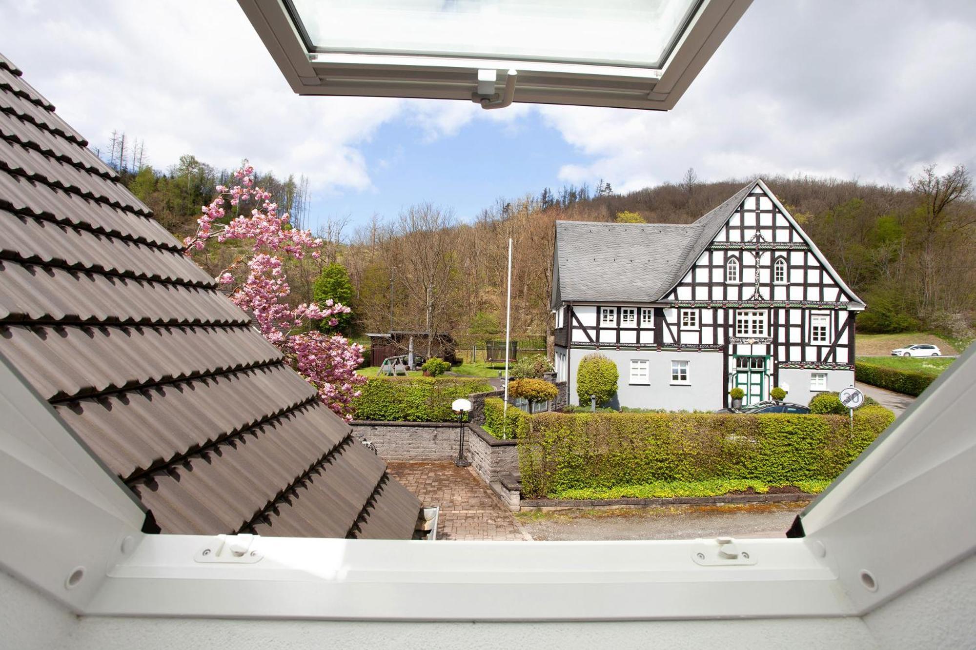 Gut Vasbach Ferienwohnungen เคิร์กฮุนเดม ภายนอก รูปภาพ